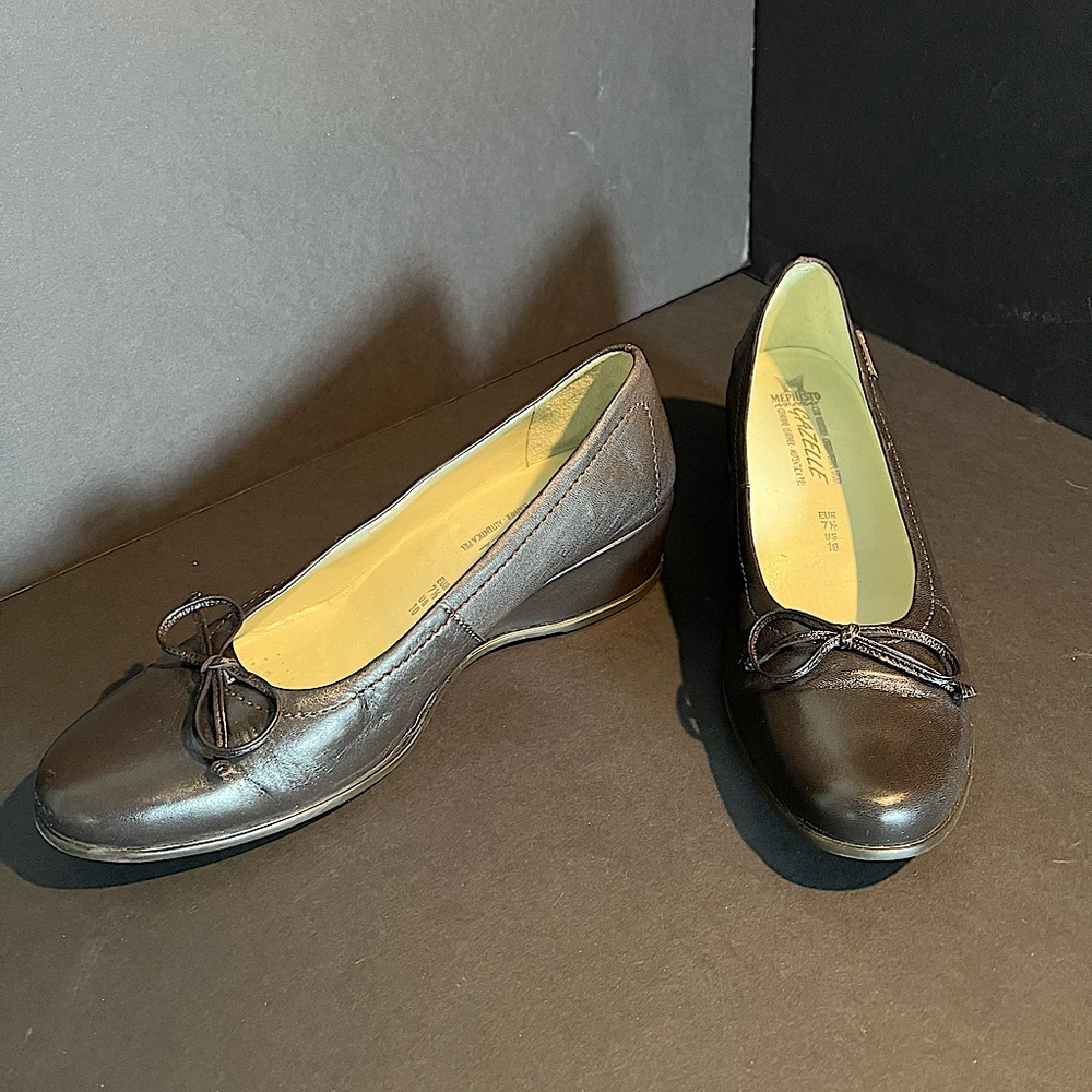 Mephisto Air-Relax Brown Leather Wedge Heels
